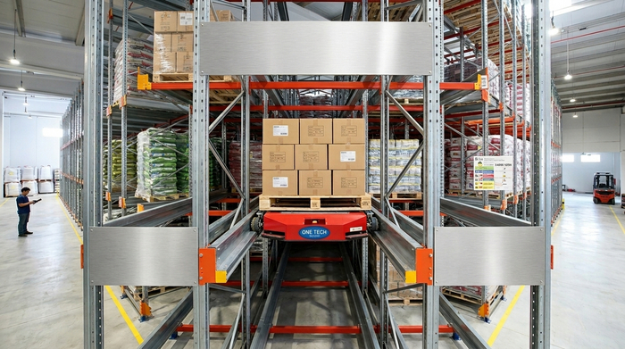 Nguyên lý hoạt động kệ Radio Shuttle khi robot đưa pallet vào trong dãy kệ